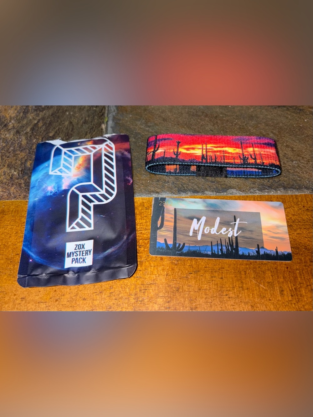 ZOX 2912 - “Modest”